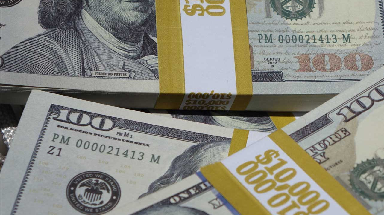 How Much Prop Money Do I Need? A Scene-by-Scene Guide