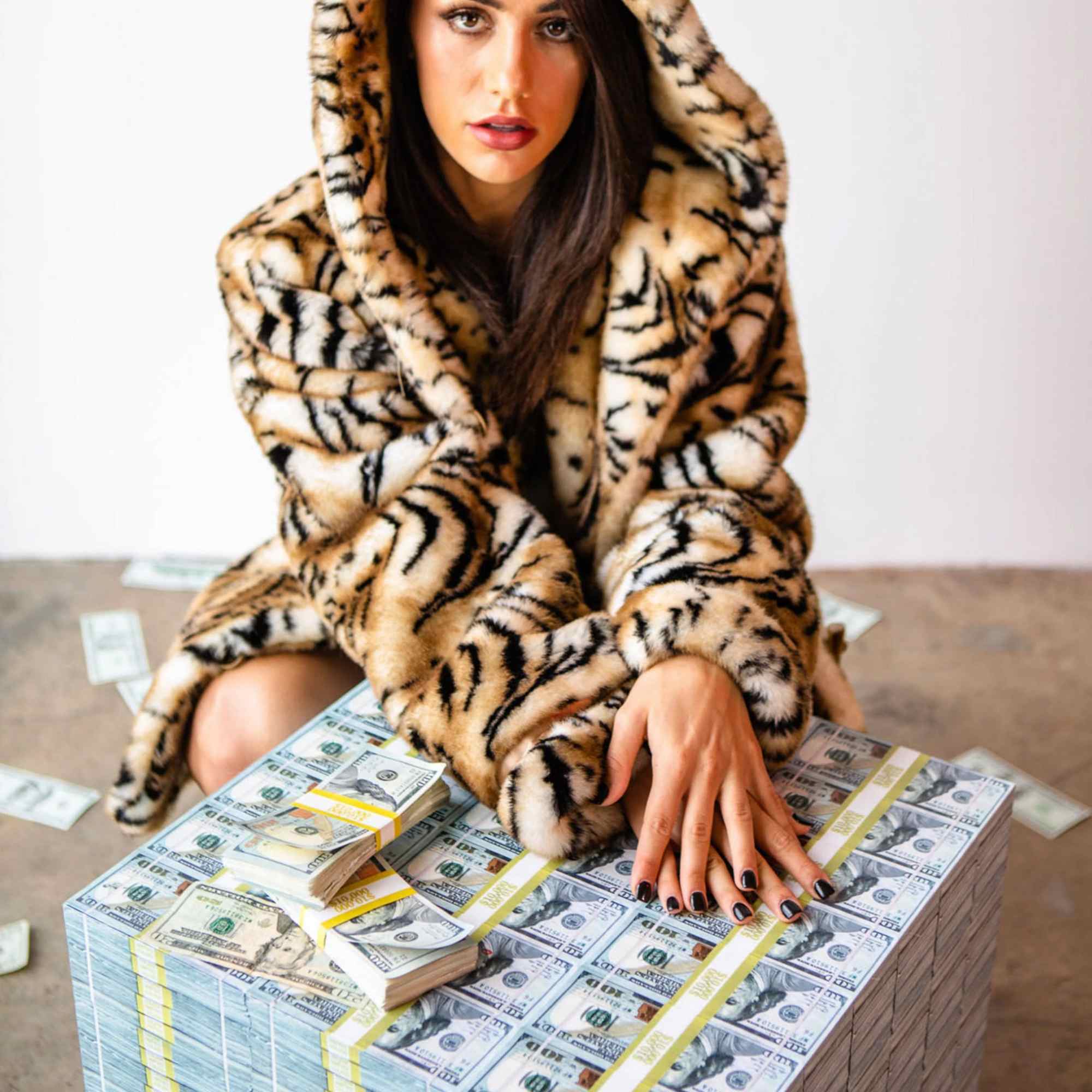 Million Dollar Prop Money Pallet Cube Table - Prop Movie Money