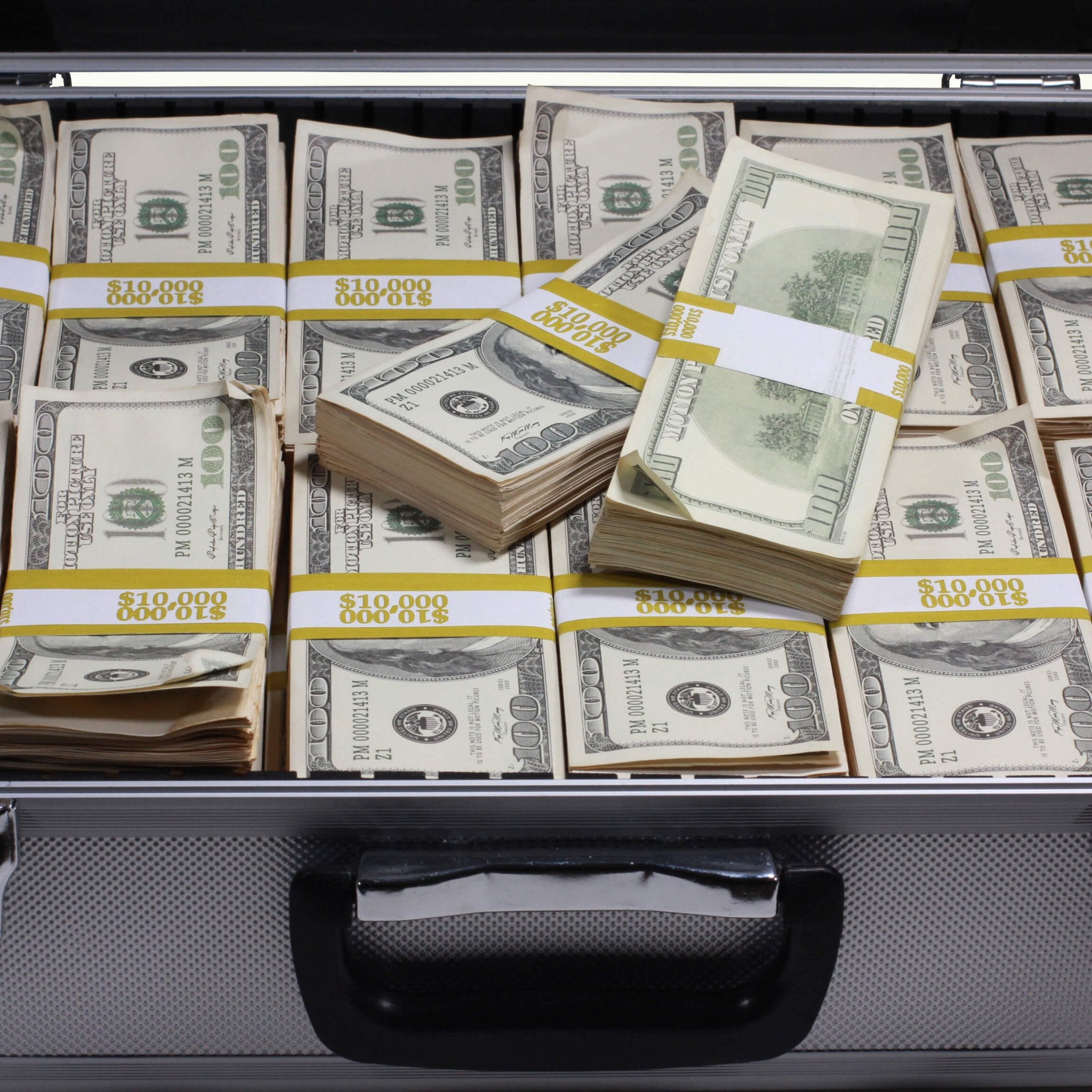 2000 Series $750,000 Aged Blank Filler Stacks with Silver Aluminum Case - Prop Movie Money